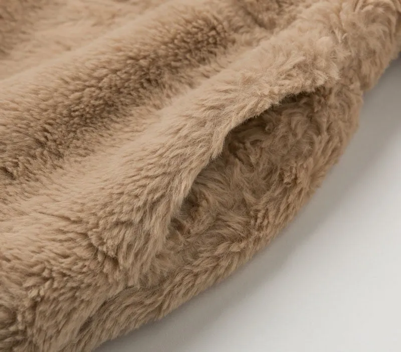2024 New Arrivals Plus Size Winter Women Clothing Ladies Short Coats Zipper Fleece Jacket Winter Coat For Women