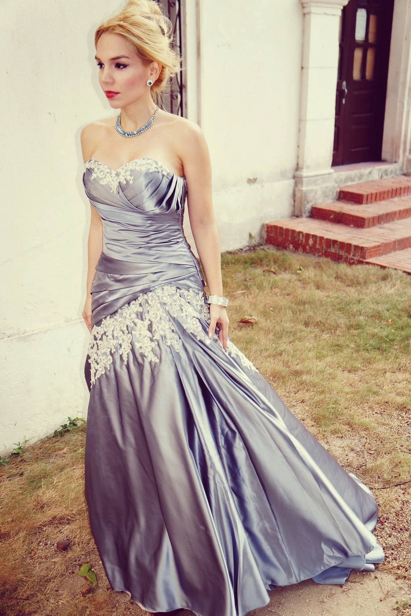 A-line Sweetheart Floor Length Charmuse Applique Lace Evening Dress