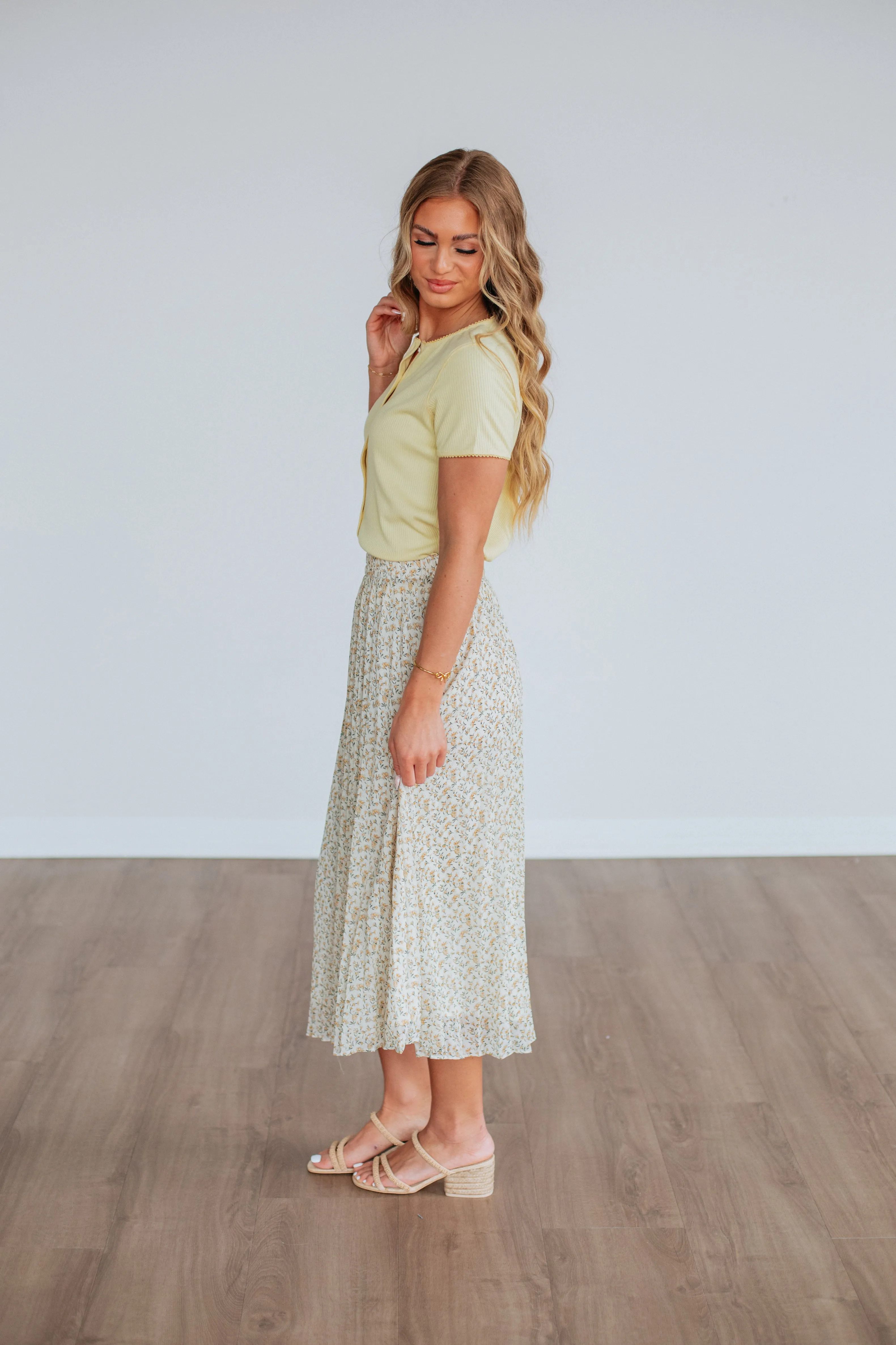 Ashie Pleated Floral Skirt - Cream Mix