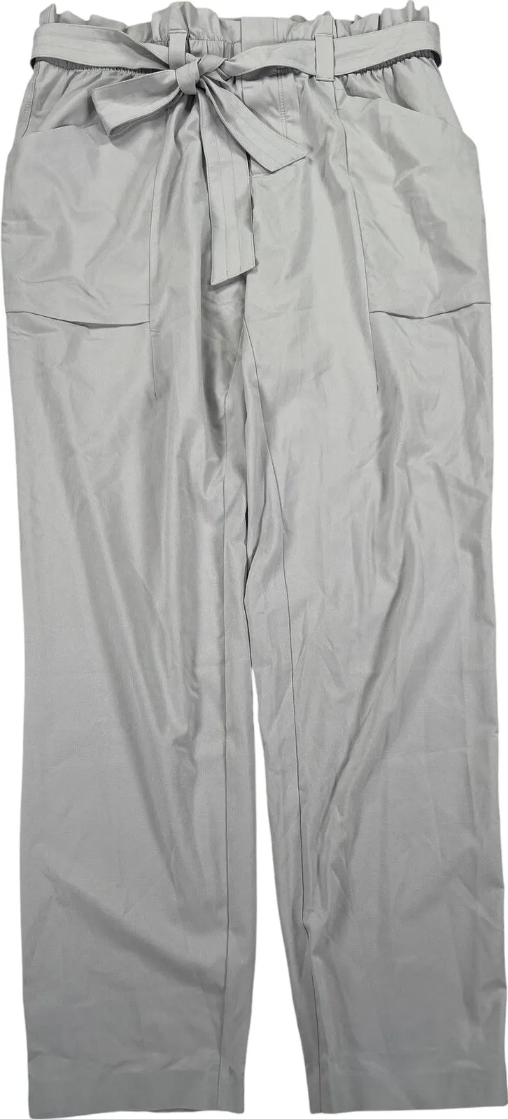 Athleta Women’s Gray Skyline Paper Bag Belted Waist Lightweight Pants - 4
