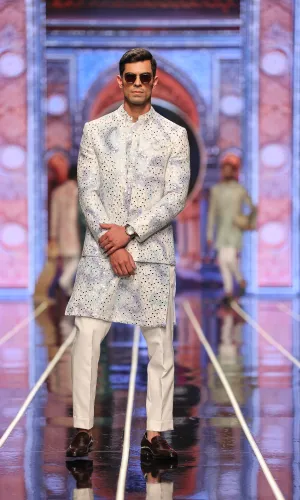 BCW 53 Patel blue Ombre Front Open Prince Coat