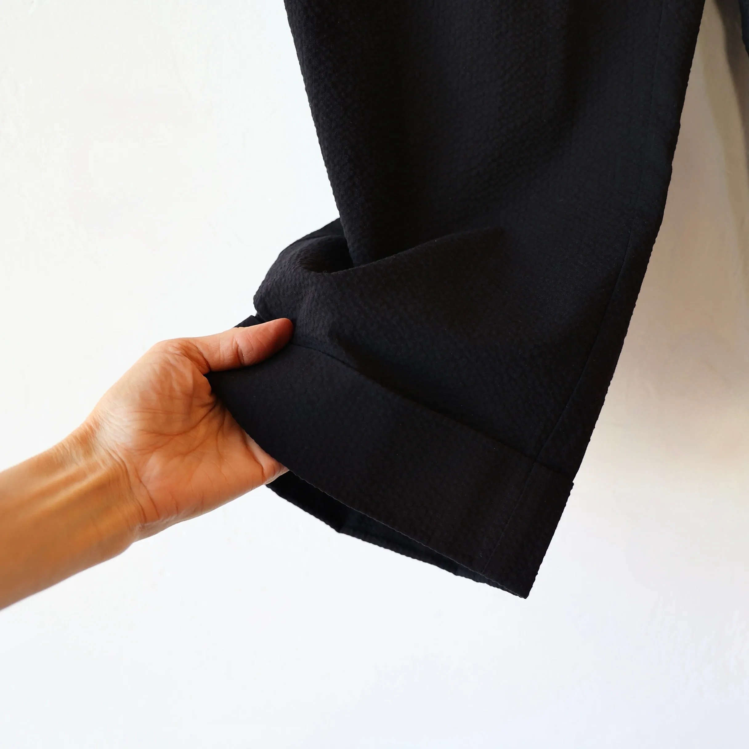 Bon Pleated Pants - Black Seersucker