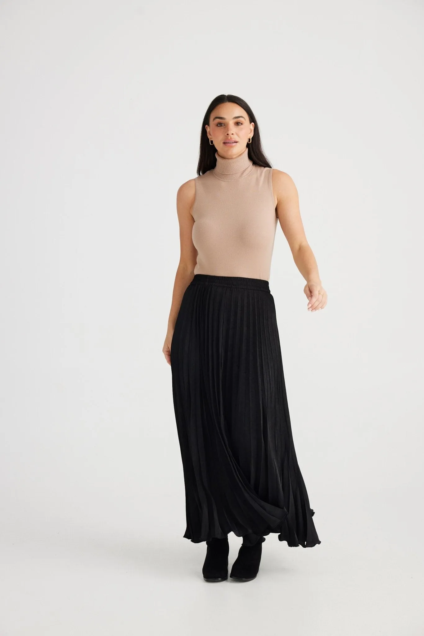 Brave & True Alias Pleated Skirt - Black