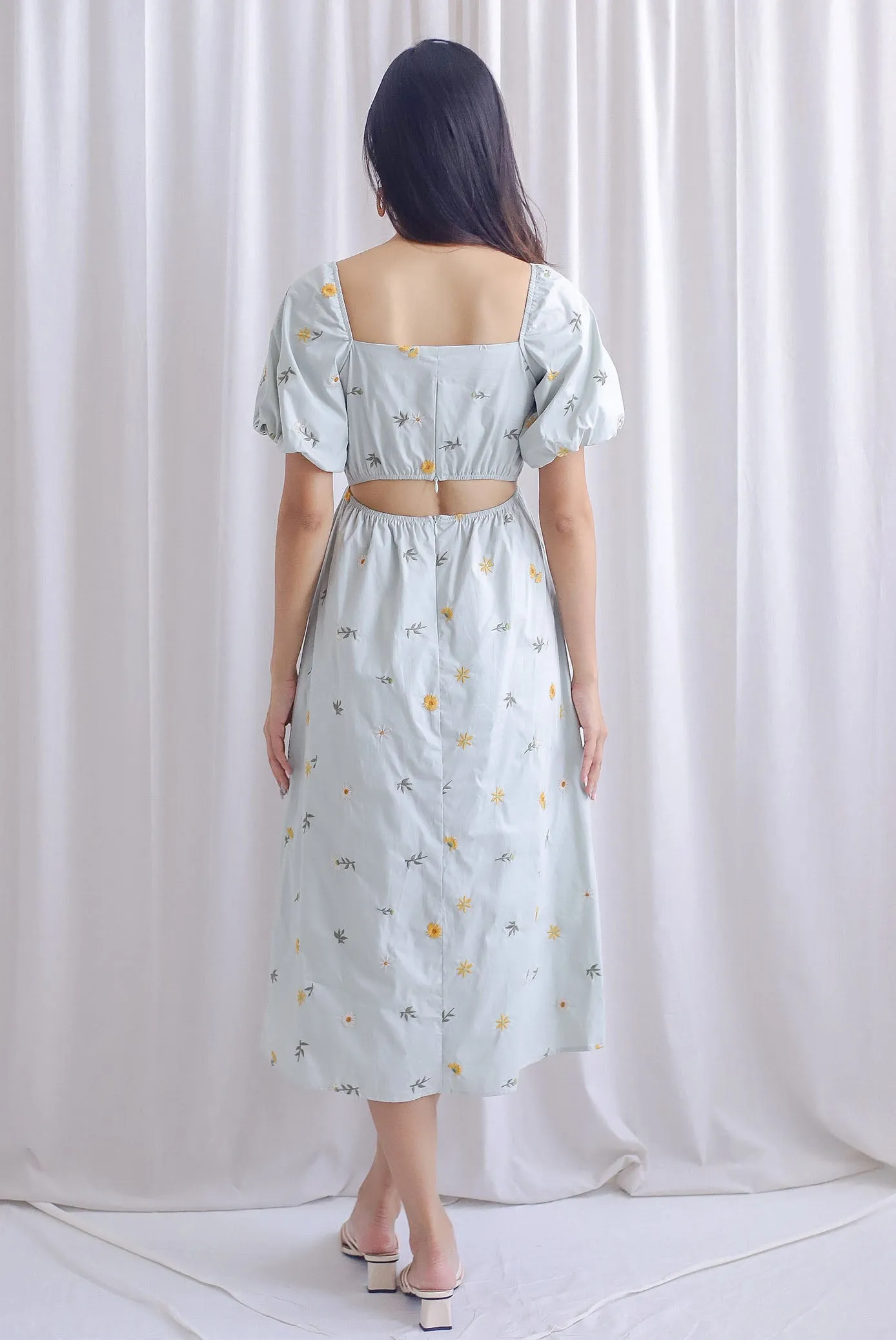 Charlotte Embro Puffy Sleeve Cut Out Back Dress In Sage
