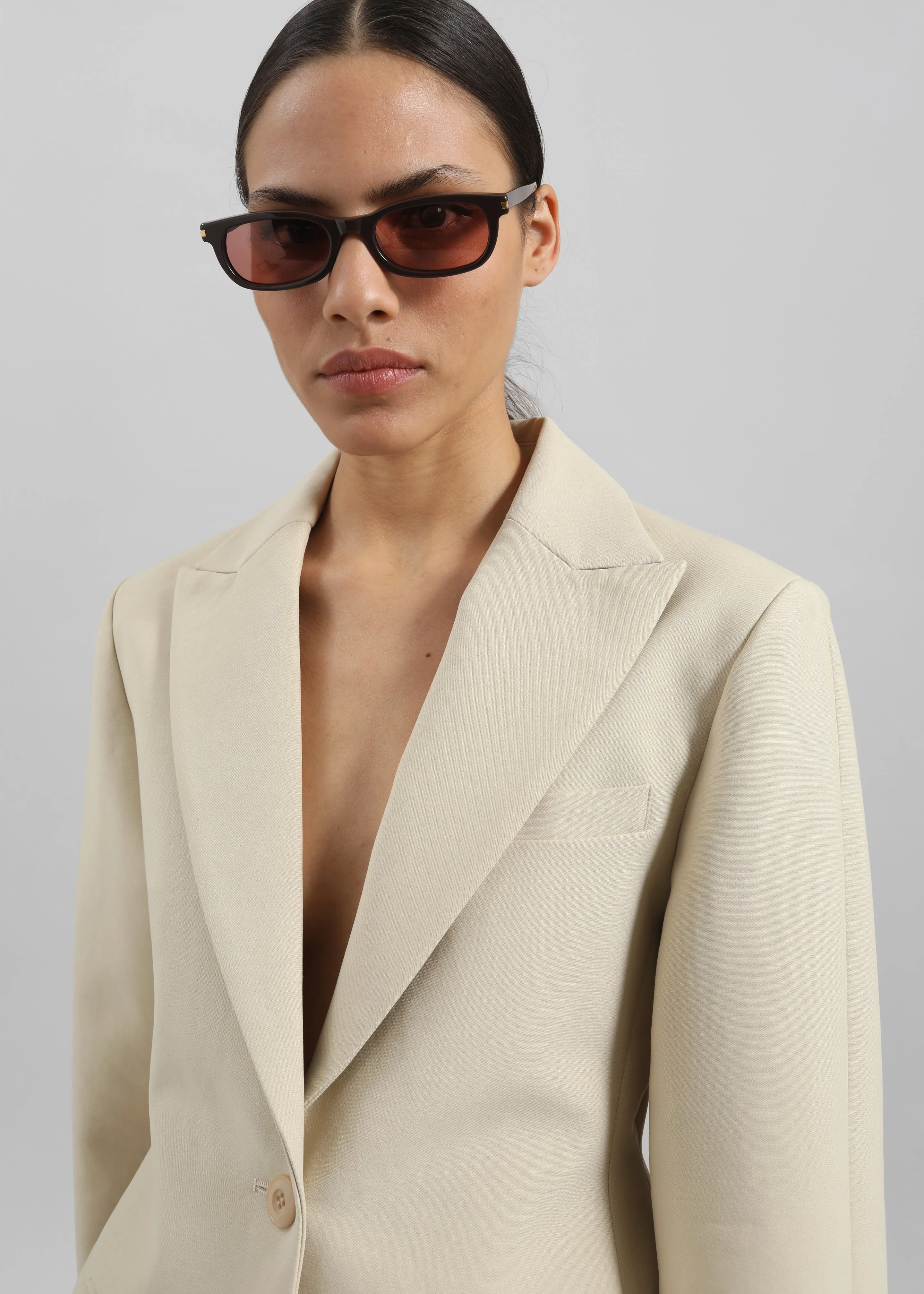 Colette Hourglass Blazer - Beige