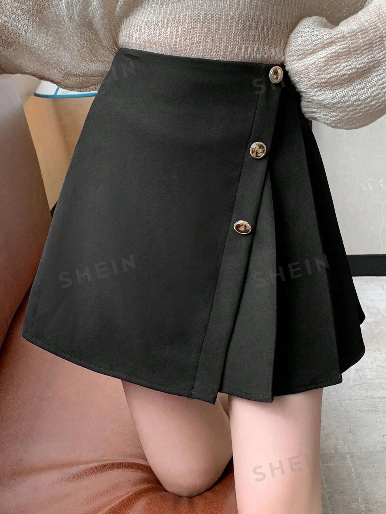 DAZY Solid Color Asymmetric Pleated Front Button Closure Elegant, Black Skirt For Women