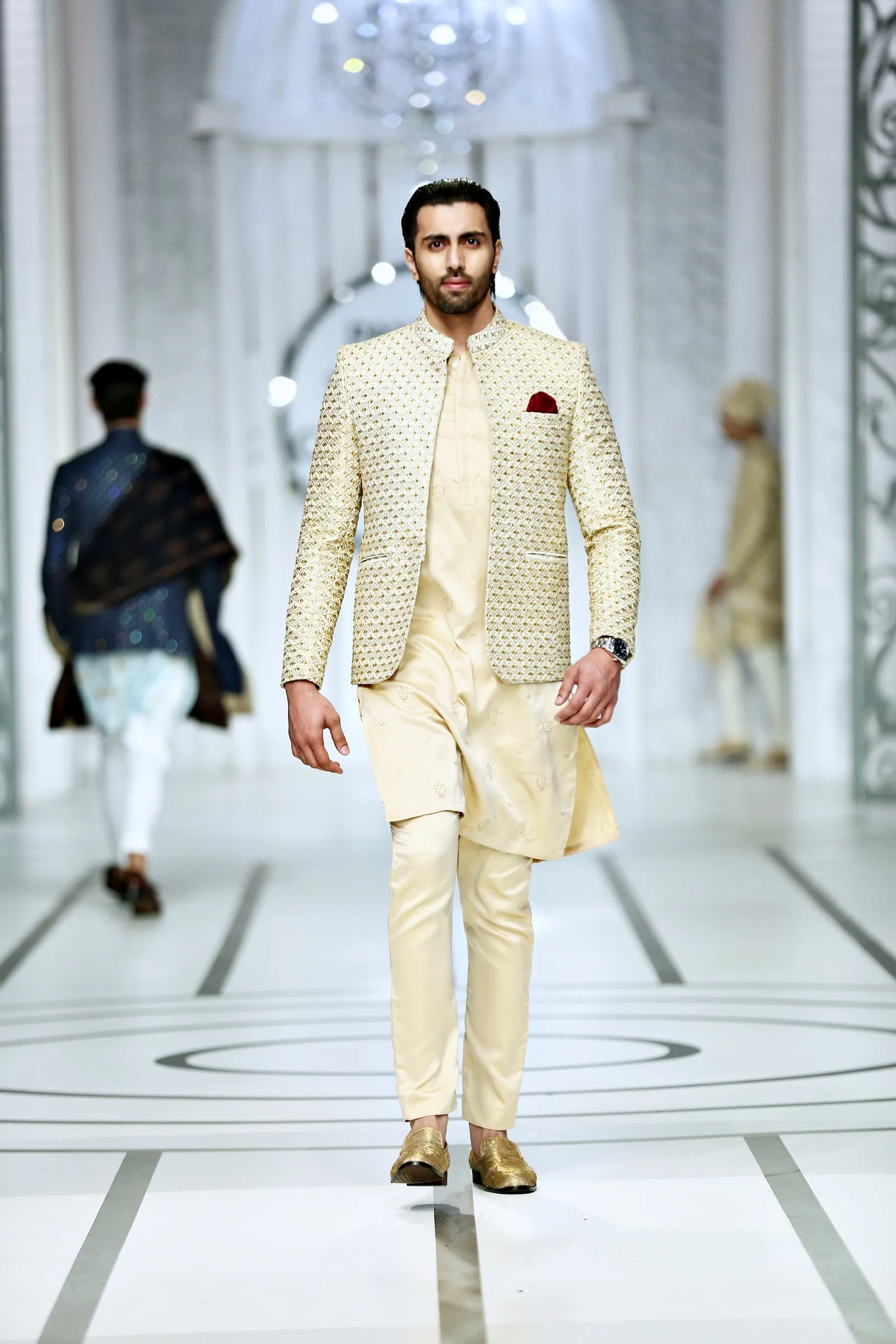 Edge Republic - BCW PC 50 Gols Front open Prince Coat