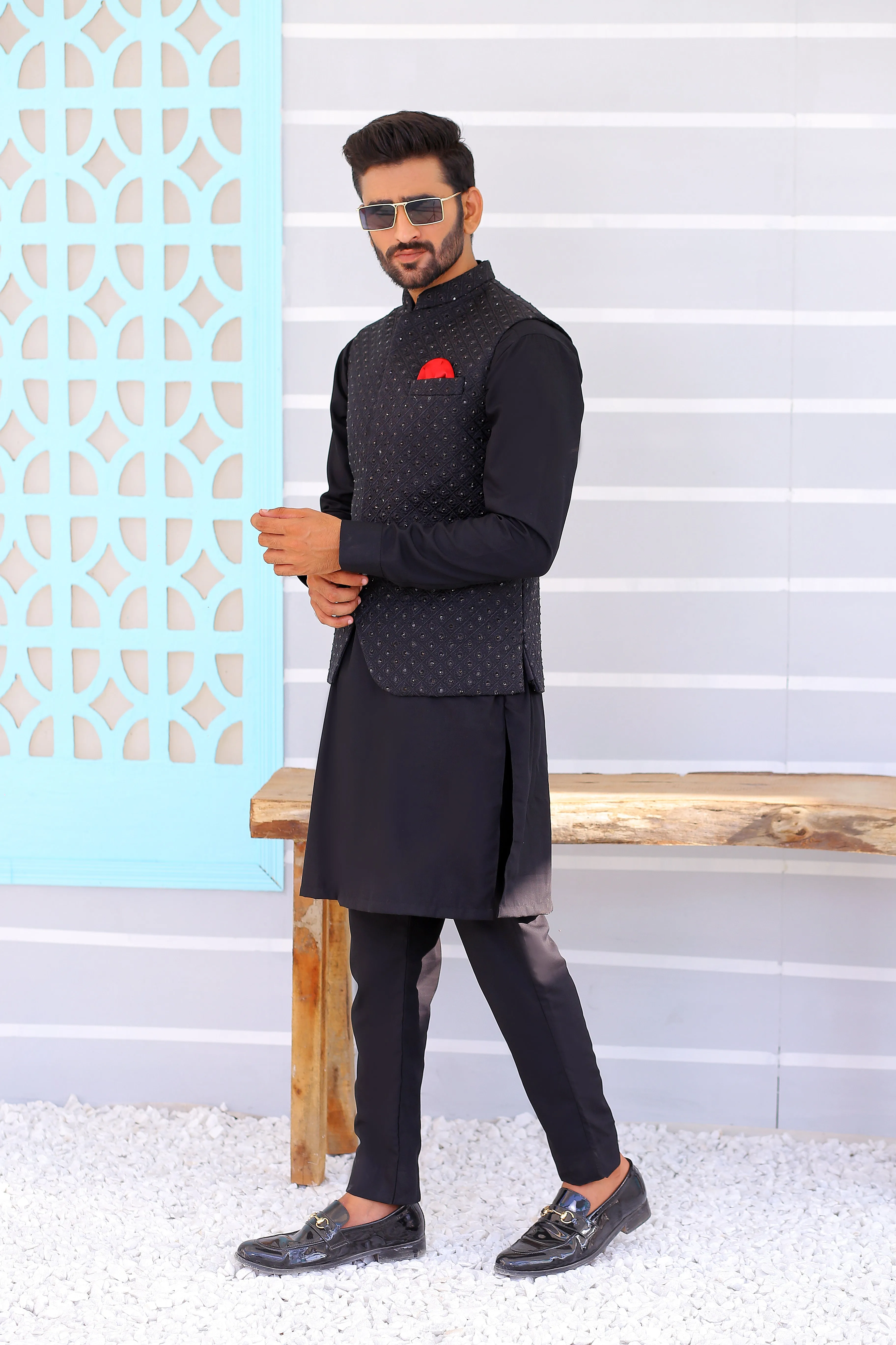 Edge Republic - ER WC 1084 Black Stone Waistcoat