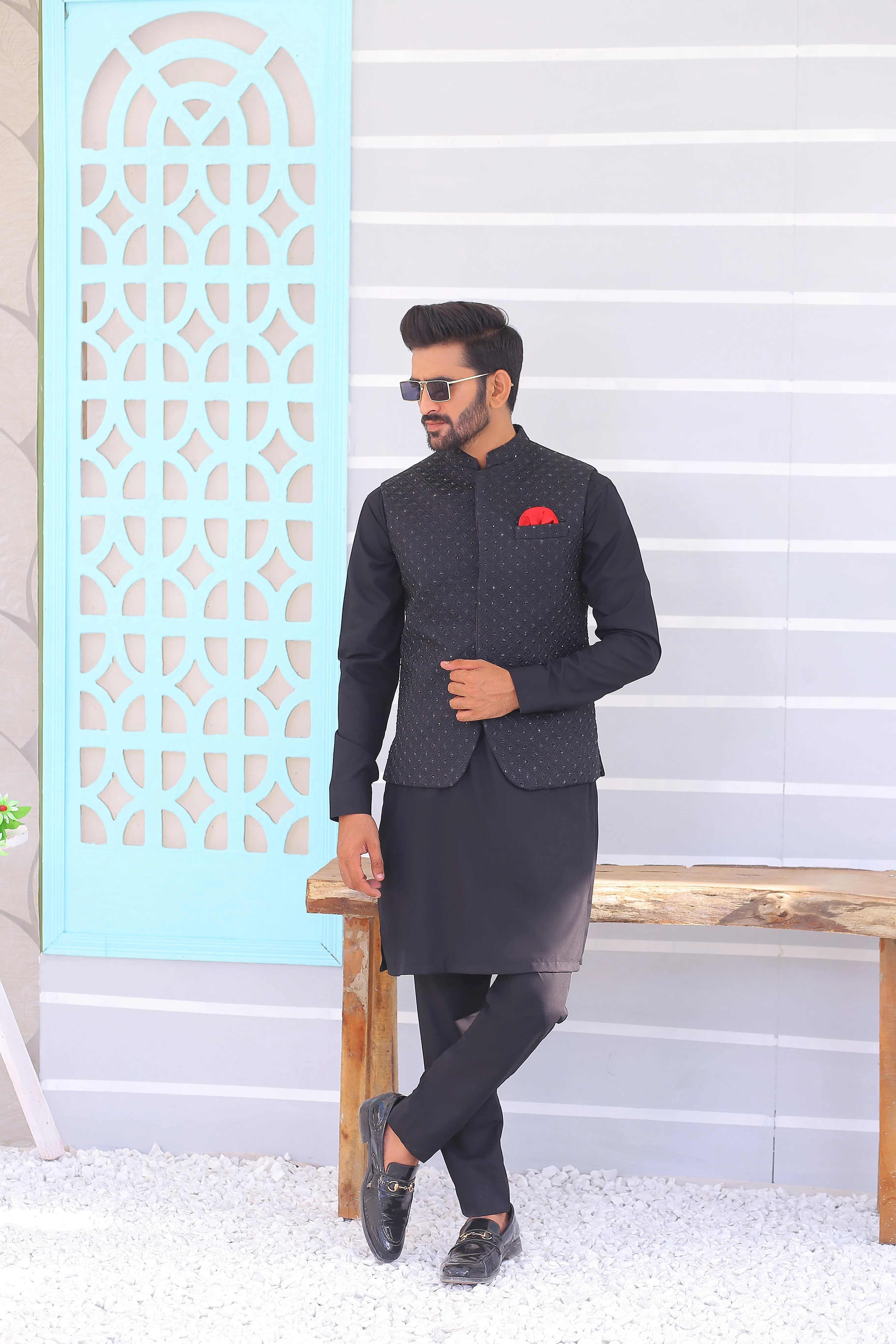 Edge Republic - ER WC 1084 Black Stone Waistcoat