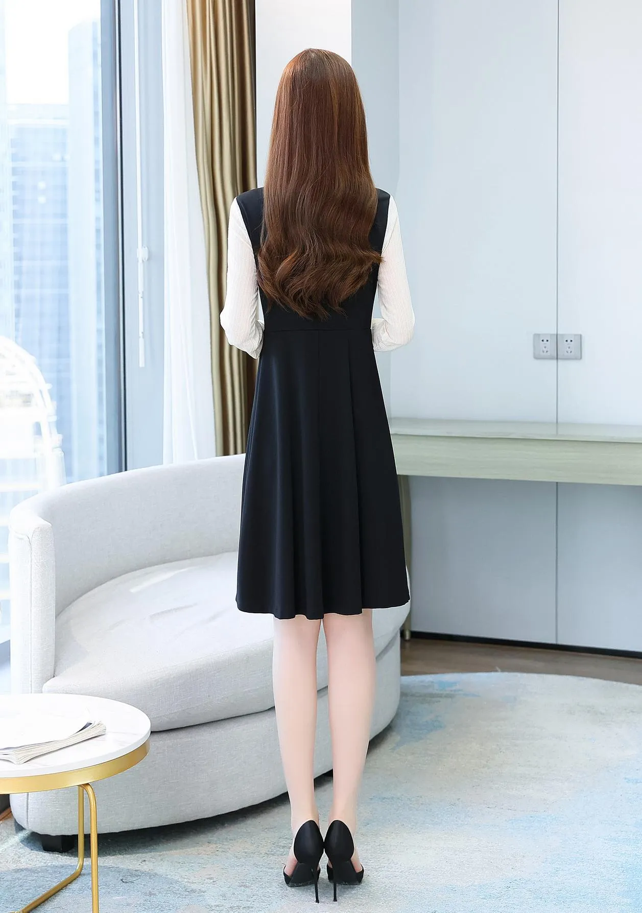 Elegantly Designed Women's Long Sleeve Tea Dress with Thigh-Length Cut