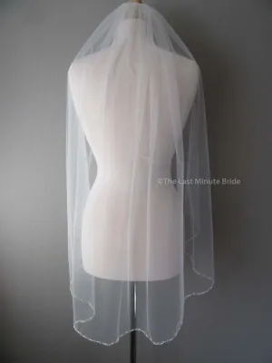 Fingertip Length Veil Style: Sparkle