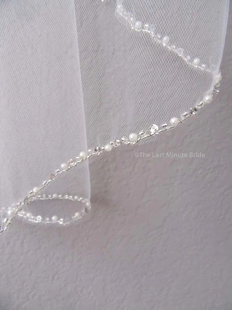 Fingertip Length Veil Style: Sparkle