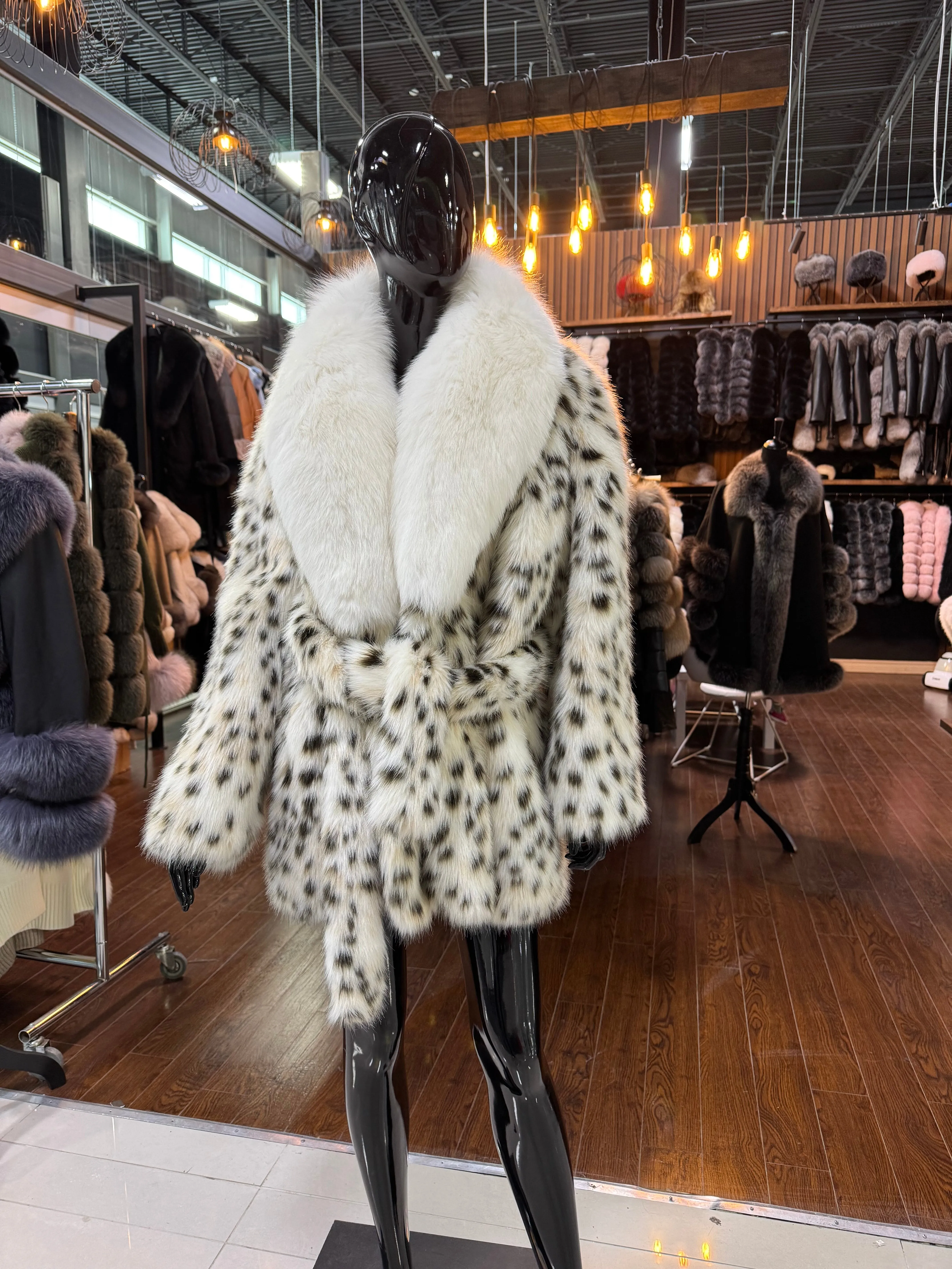 Fox Fur Collar And Vegan Lynx Fur Coat
