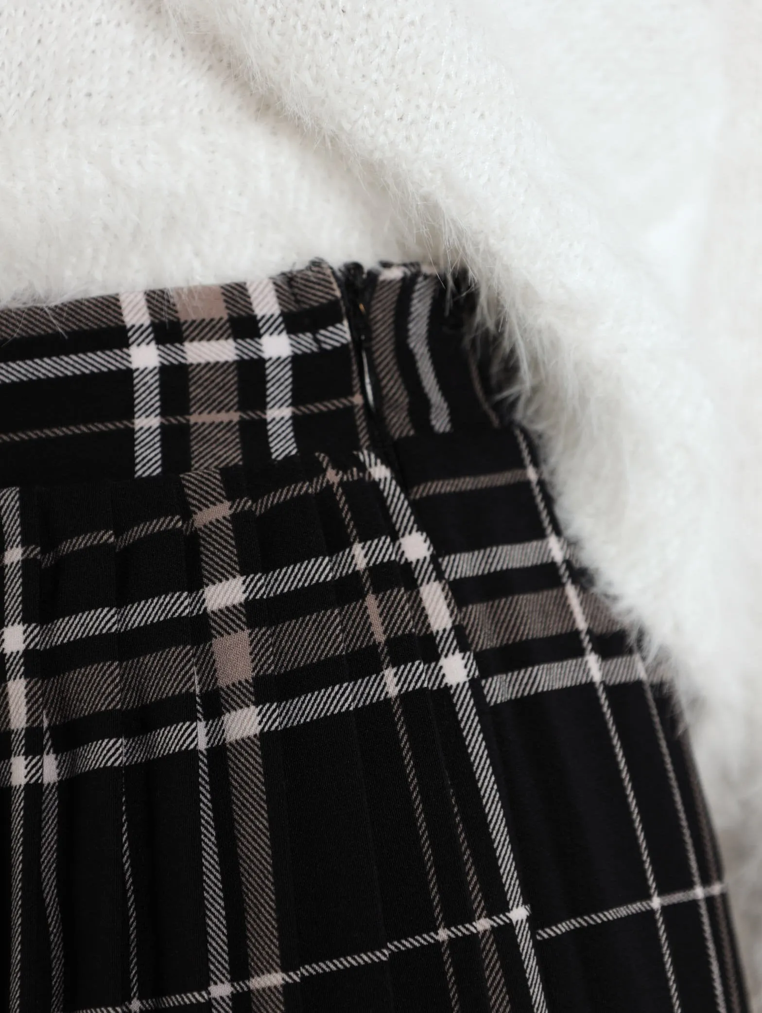 Girls Check Pleated Skirt - Black