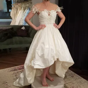 High Low Taffeta Bridal Gowns Illusion Detachable Customized 3D Flowers Sweetheart Ruched Tea Length Irregular Wedding Dress