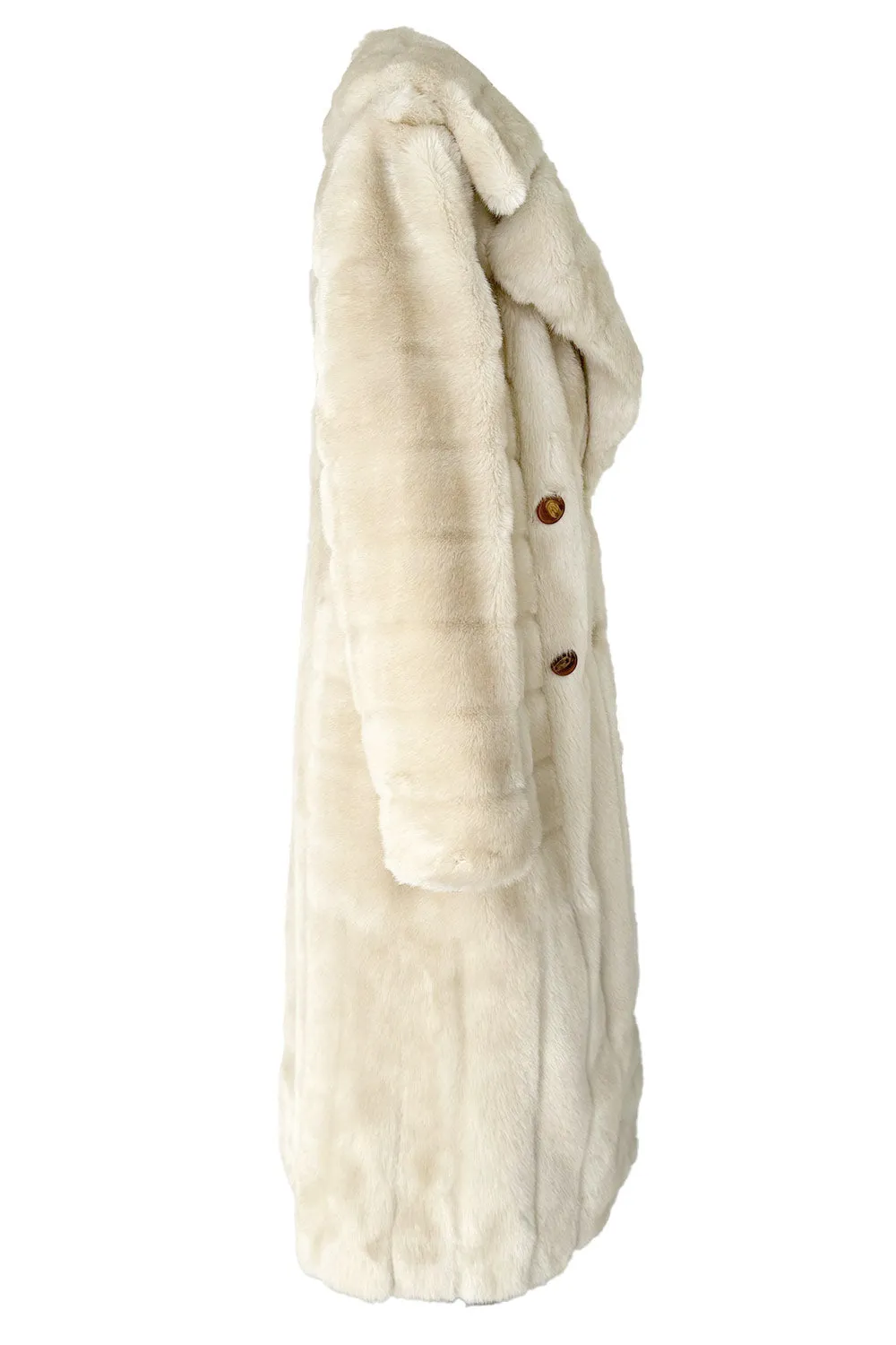 Iconic Fall 1996 Gucci by Tom Ford Runway Look 29 Menswear Inspired Ivory Faux Fur Coat w