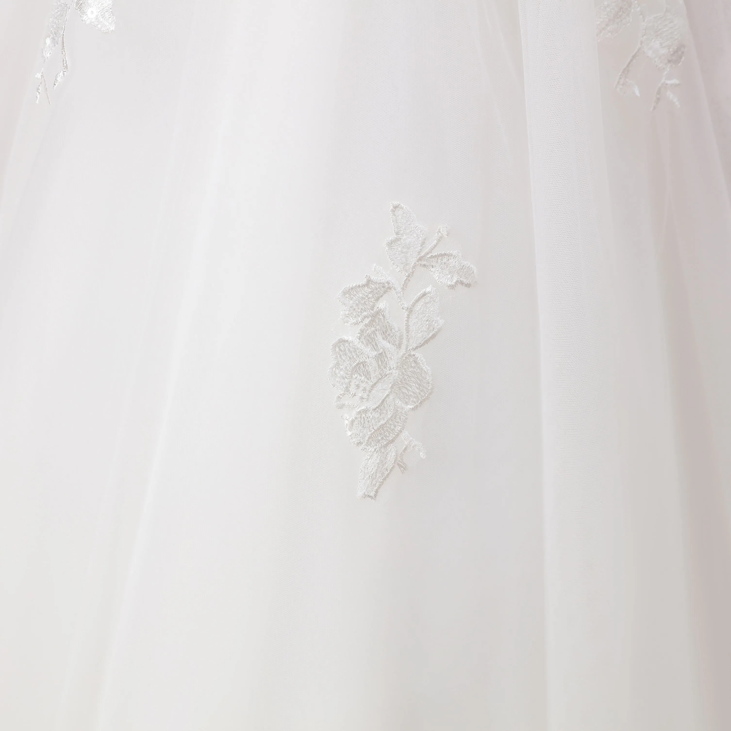 Ivory Sleeveless Tulle Satin Flower Girl Dresses With Champagne Bowknot