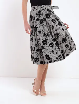 Ladies Pleated Jacquard Knit Skirt