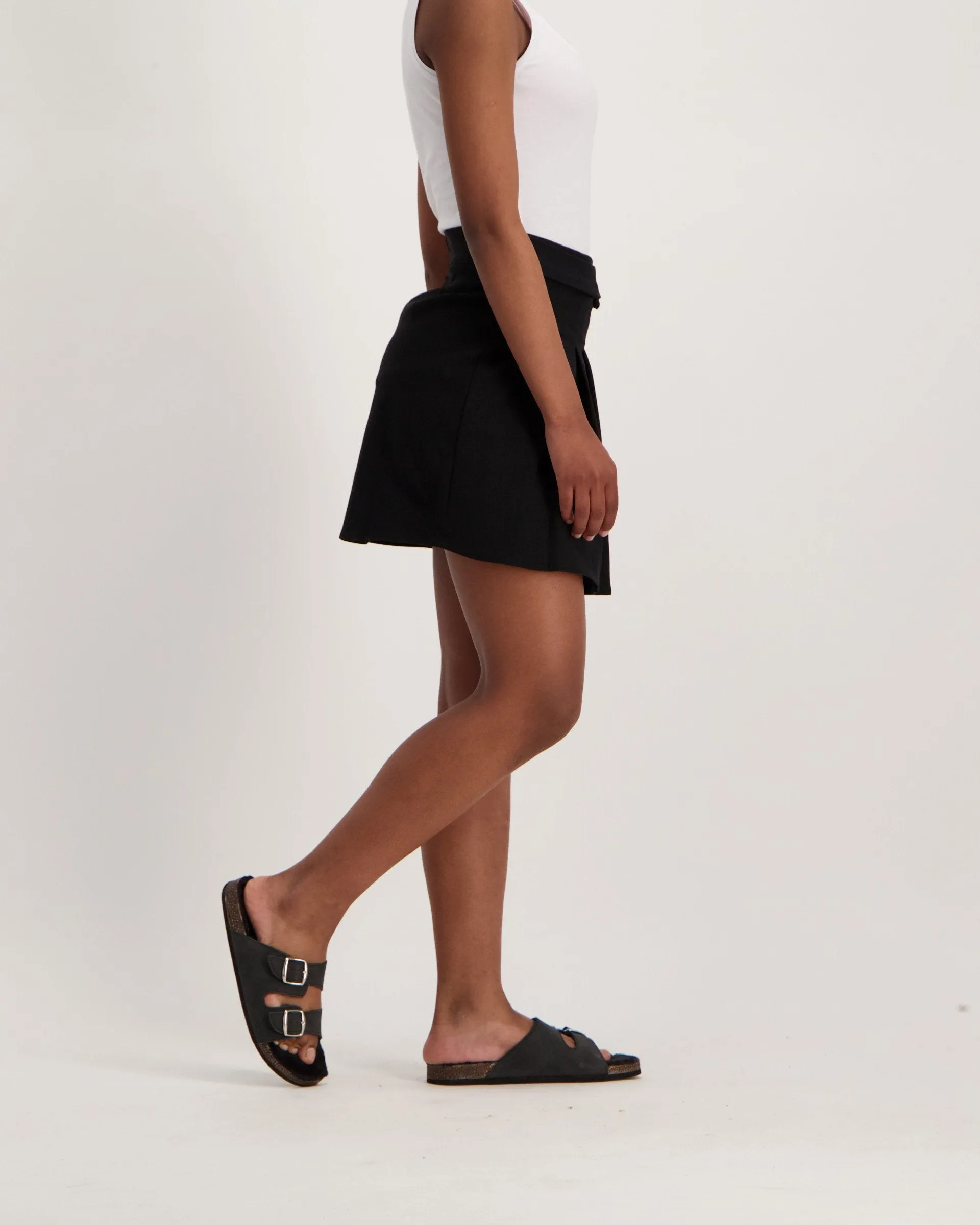 Ladies Pleated Mini Skirt - Black