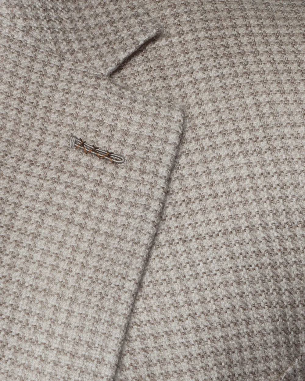 Light Grey and Cream Houndstooth Sportcoat