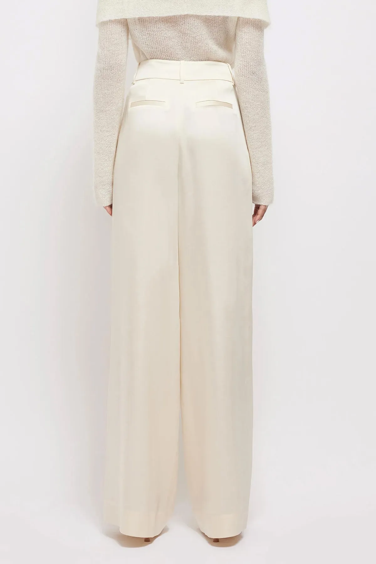 Mercer Pleated Pant in Ecru