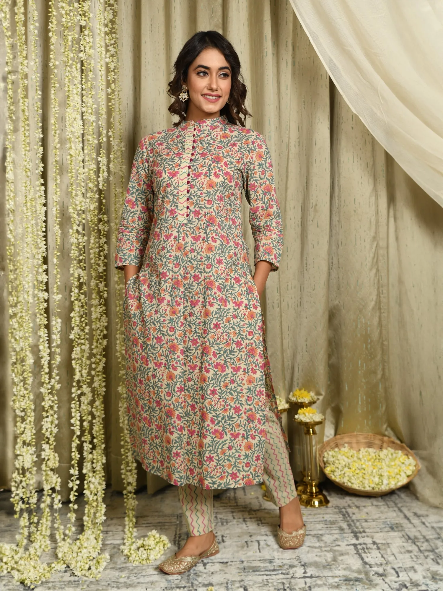 MULMUL MEHRANG BLOCK PRINTED KURTA & PANT SET