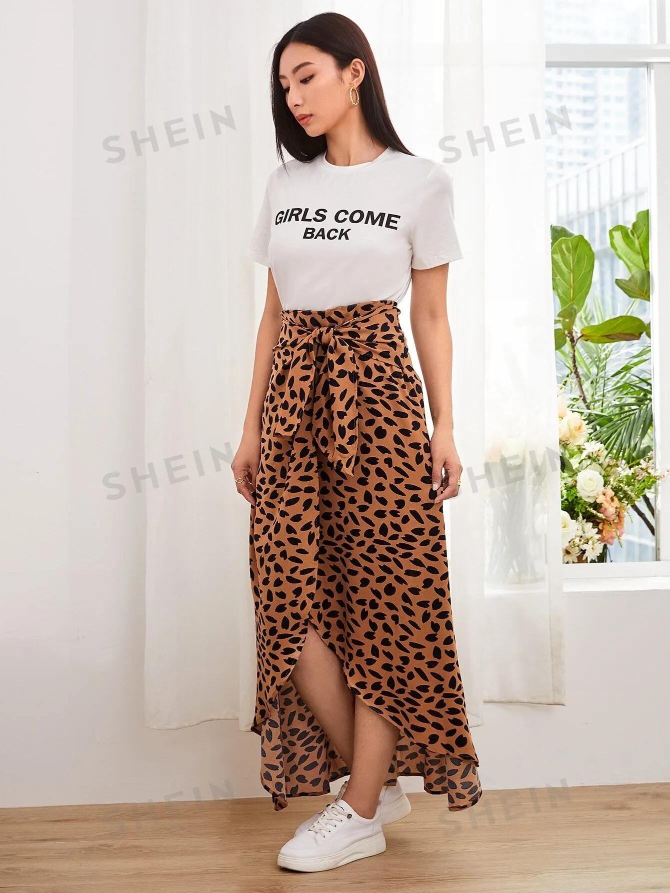Mulvari Letter Graphic Top & Tie Front Asymmetrical Hem Allover Print Skirt Set