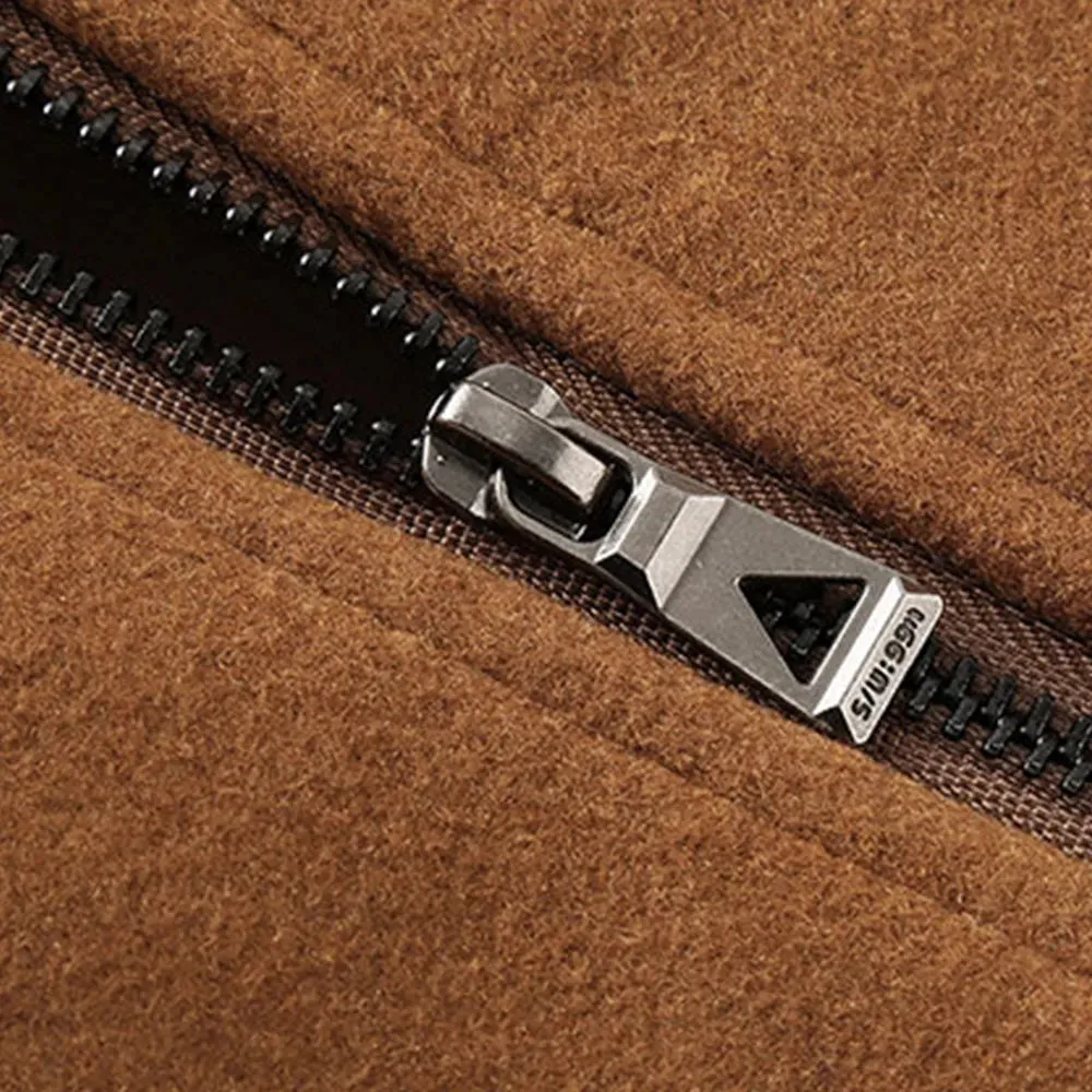 Obsidianschwalbe langer taillierter wollüberzug mit taschendetails