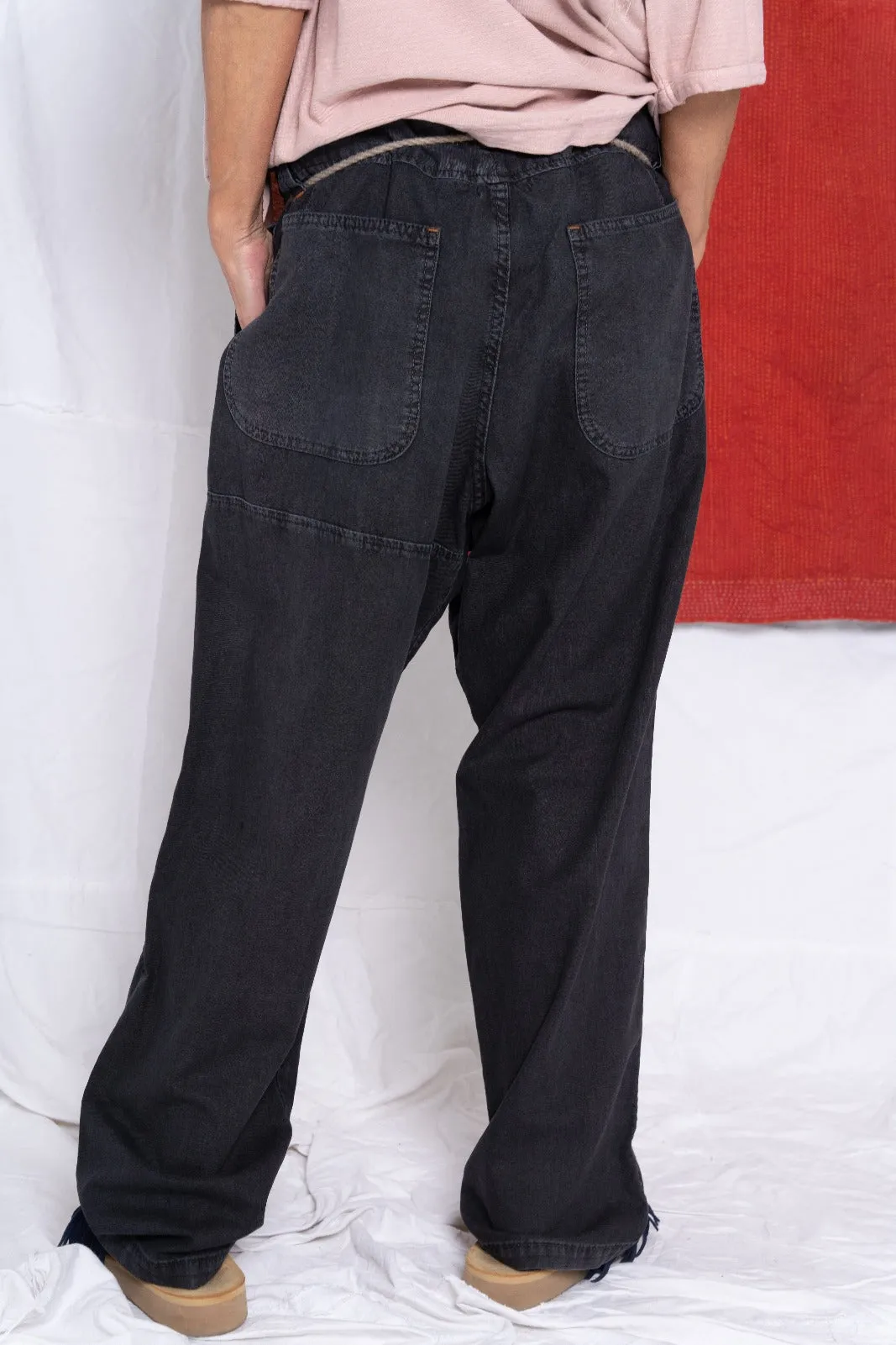P65 Farmer Pleated Pants Hemp & Organic Cotton Sunfaded Sulfur Black