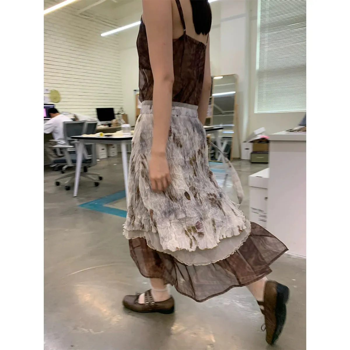 Pleated Fallen Leaf Print Skirt