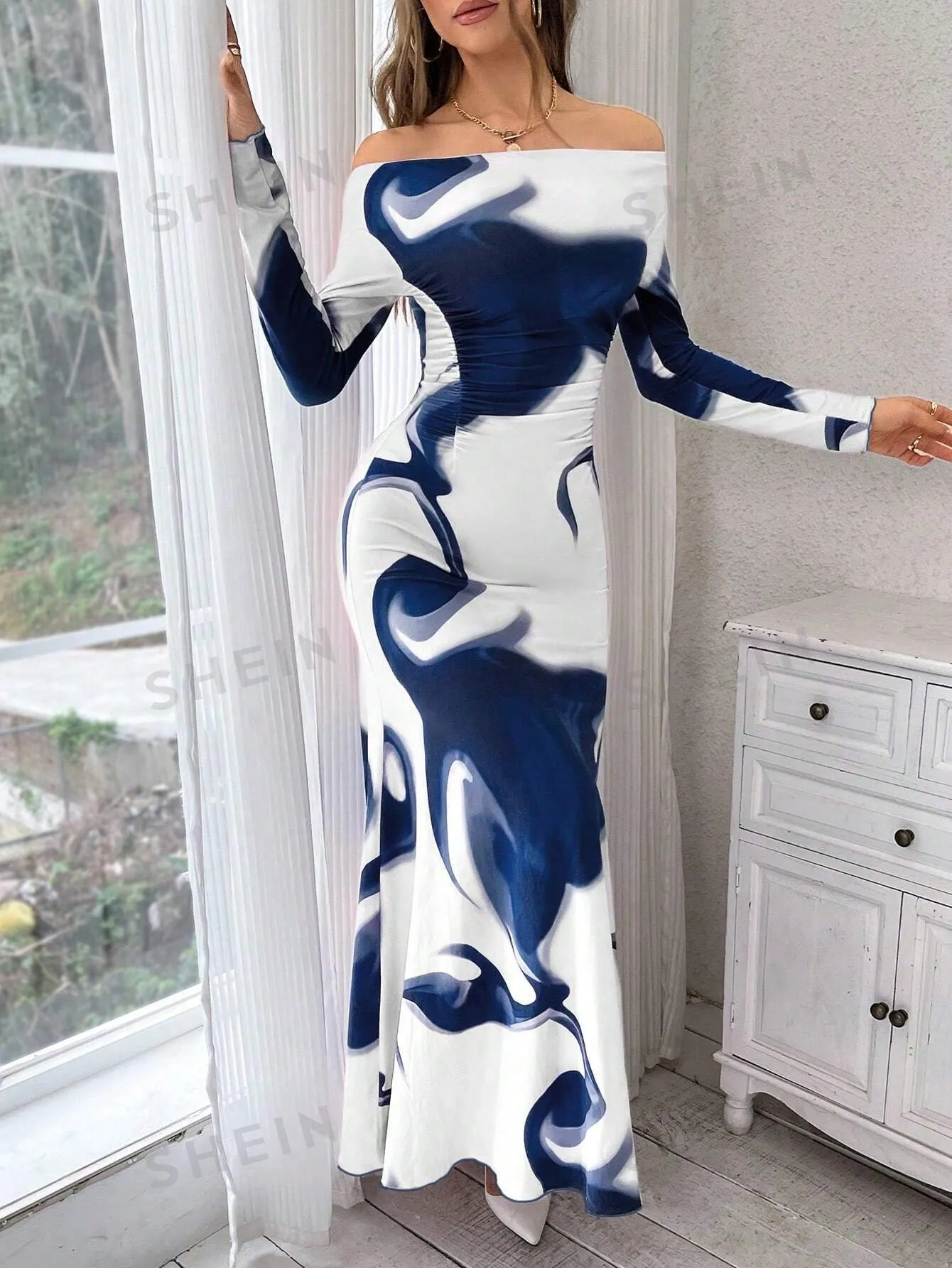 Privé Women's Off-Shoulder Ink Printed Maxi Dress