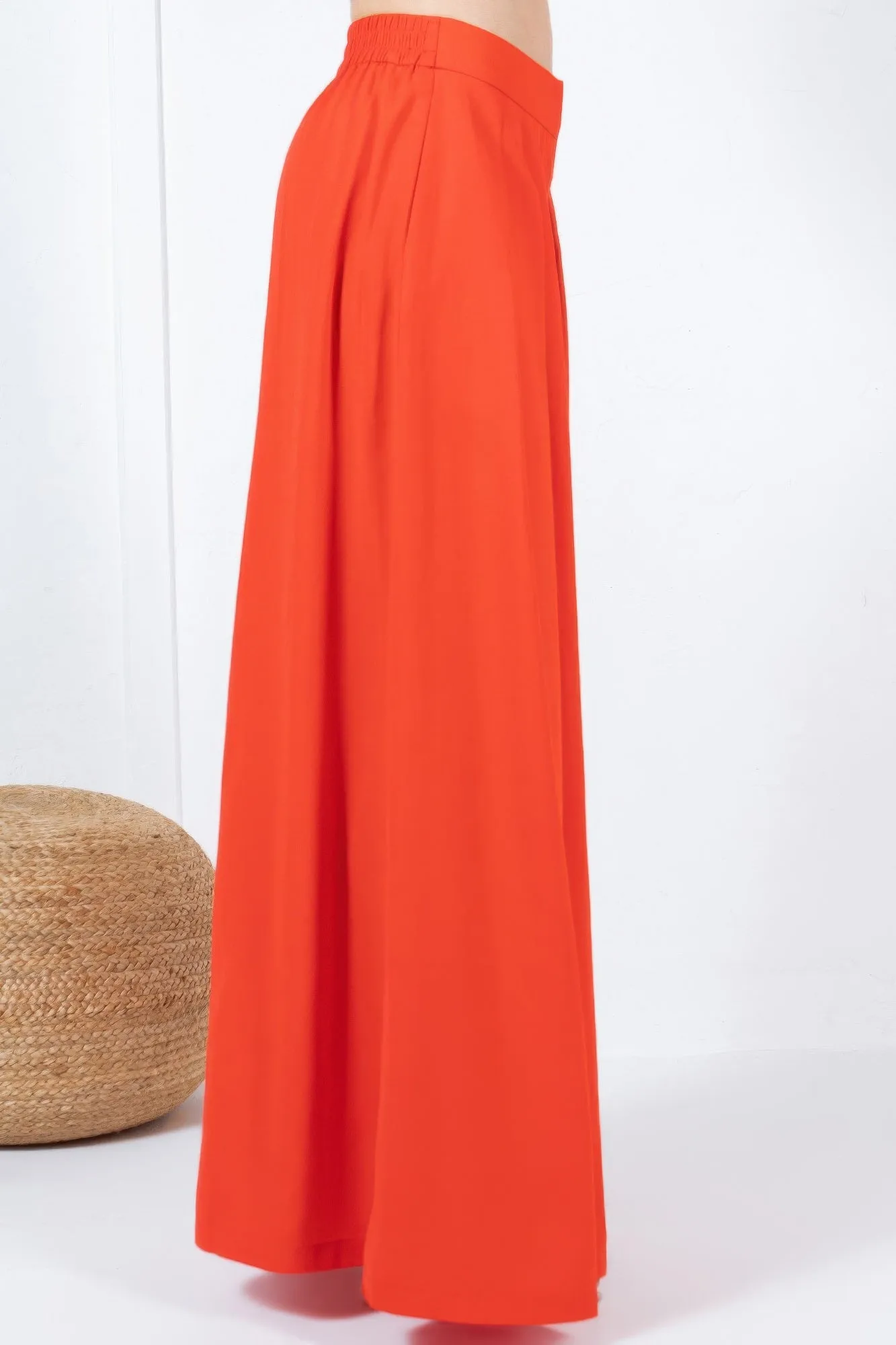 Red Large Hem Wide Leg Pleated Solid Pants