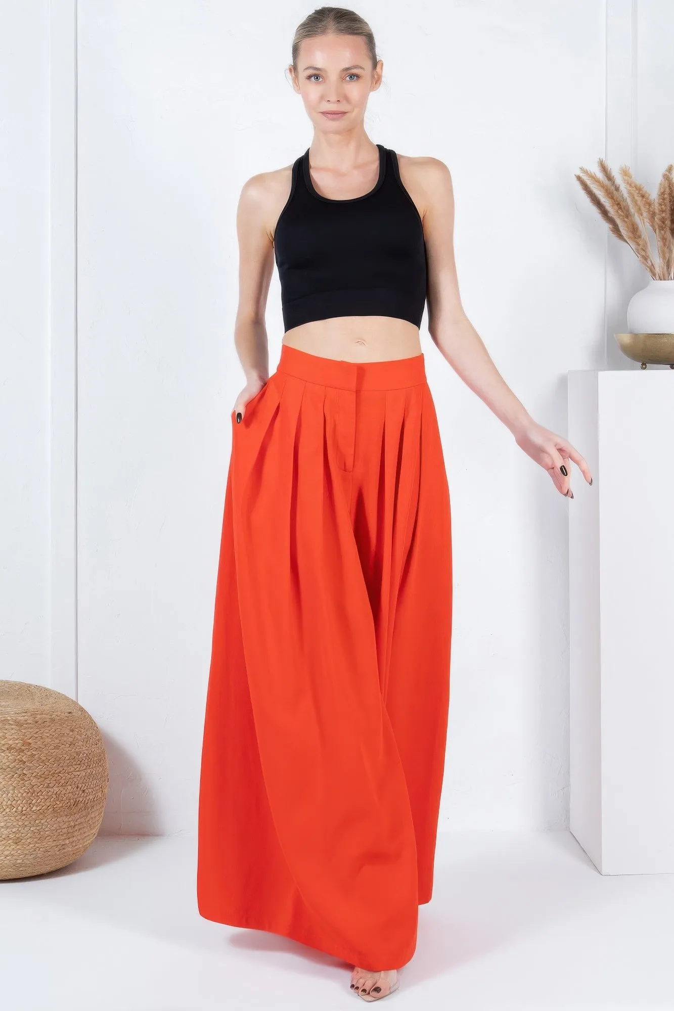 Red Large Hem Wide Leg Pleated Solid Pants