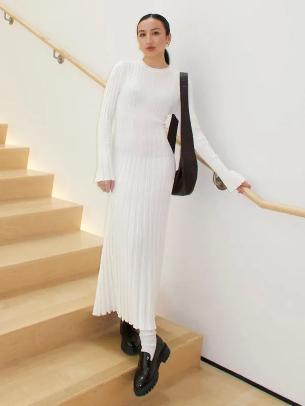 Ribbed Knitted Maxi Dress with Round Neck and Fitted Waist