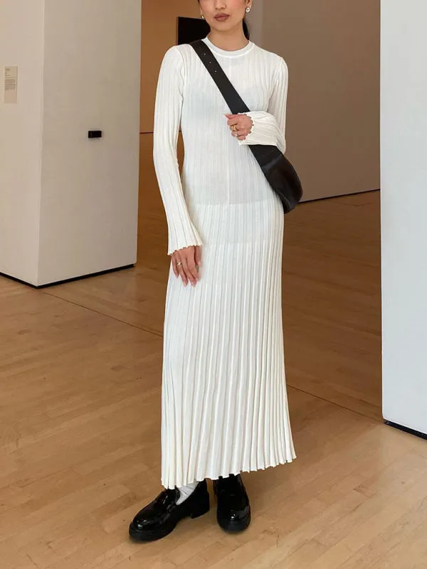 Ribbed Knitted Maxi Dress with Round Neck and Fitted Waist