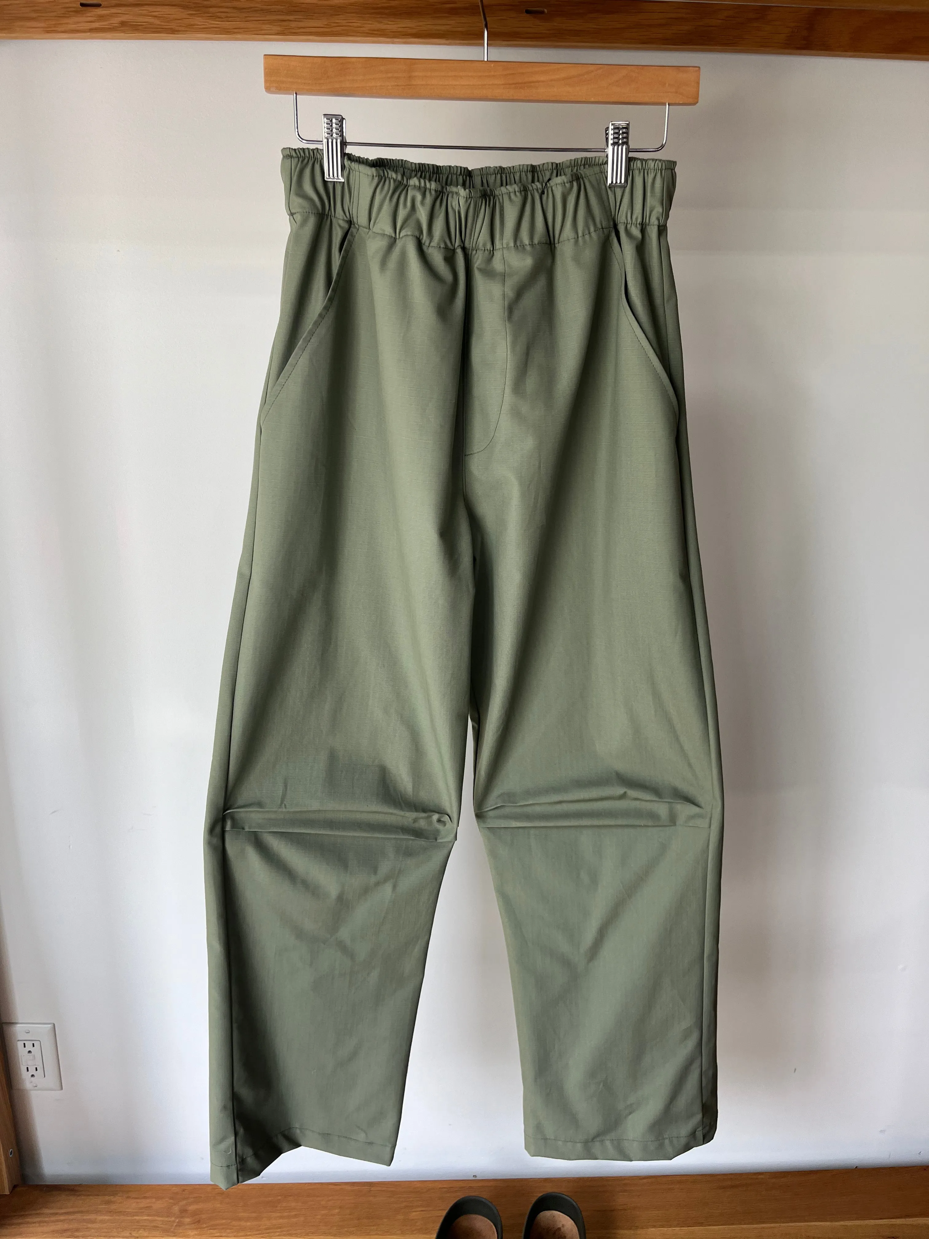 SAMPLE SALE: Sample Everyday Pant - Green Ripstop (Pleated Knee)