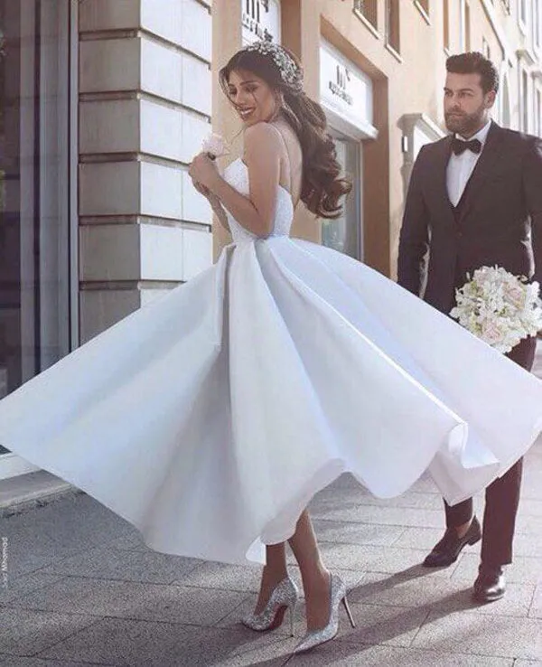 Satin A-line V-neck Spaghetti Straps Short Wedding Dresses with Appliques, MW514