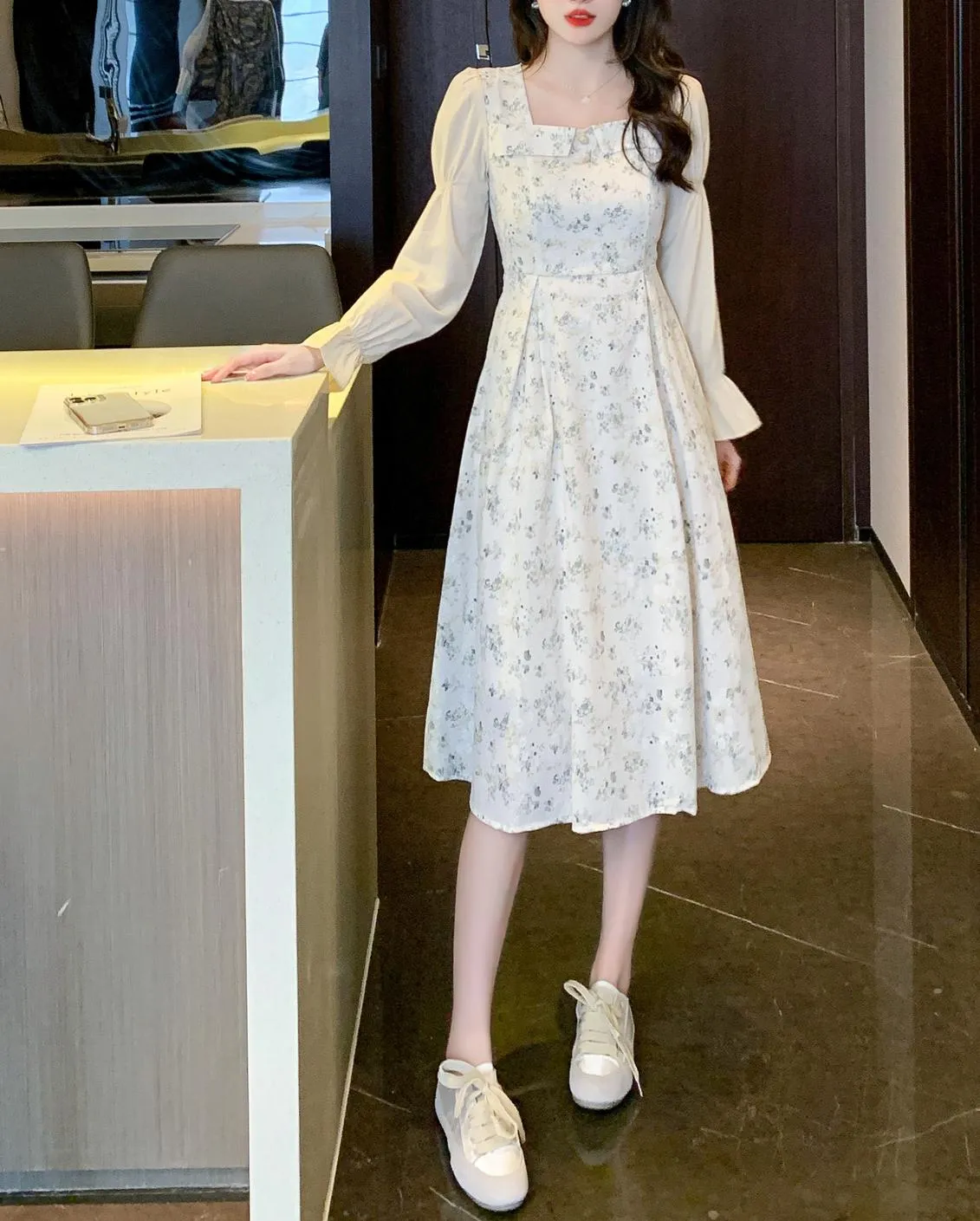 Stylish Mid-Length Long Sleeve Floral Tea Dress