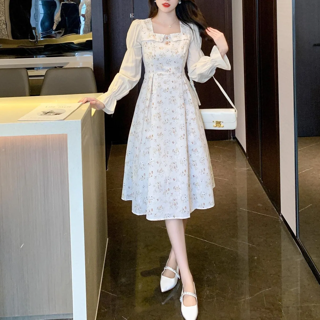 Stylish Mid-Length Long Sleeve Floral Tea Dress