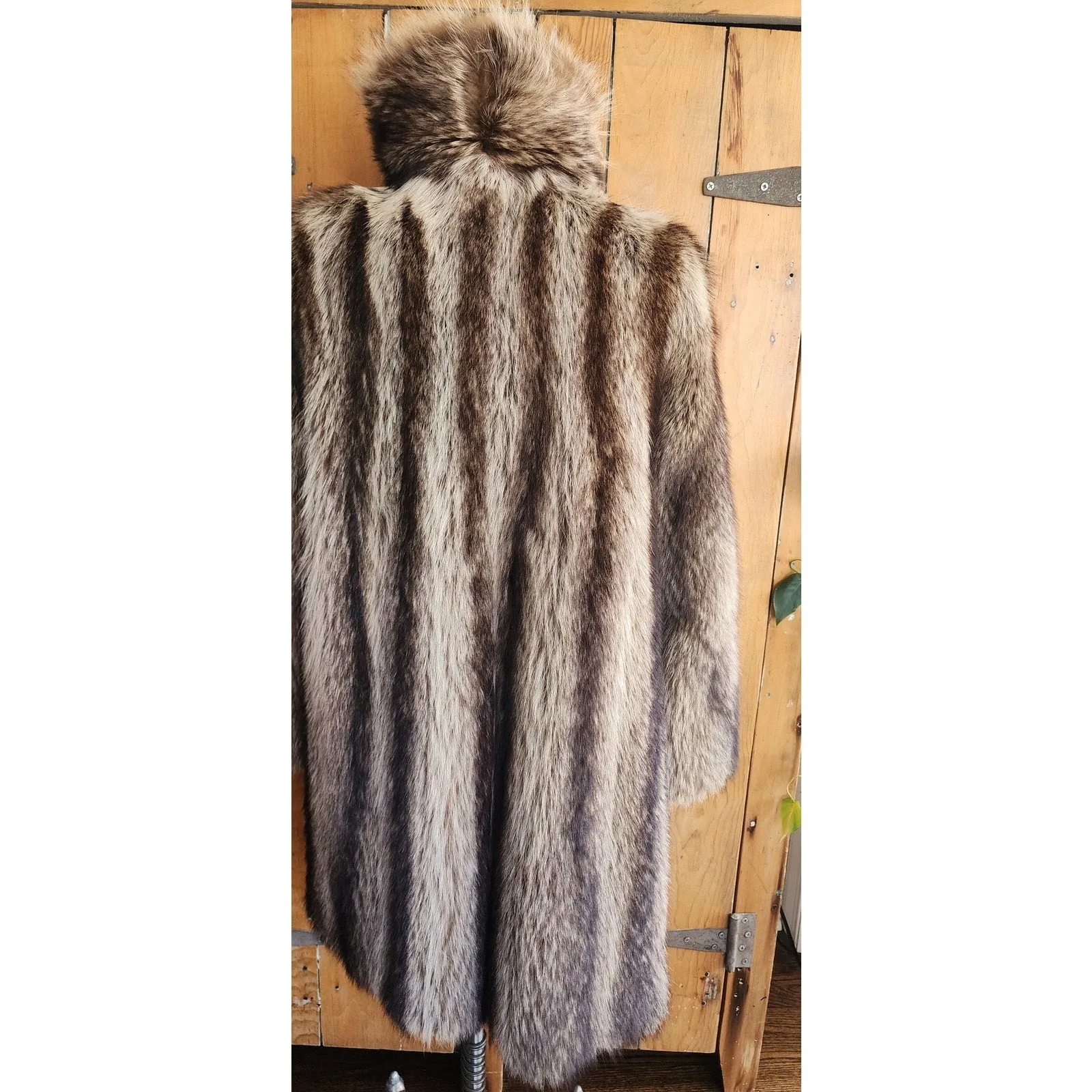 Vintage Fur Coat Silver Tipped Raccoon Hip Length Revillon M SATC