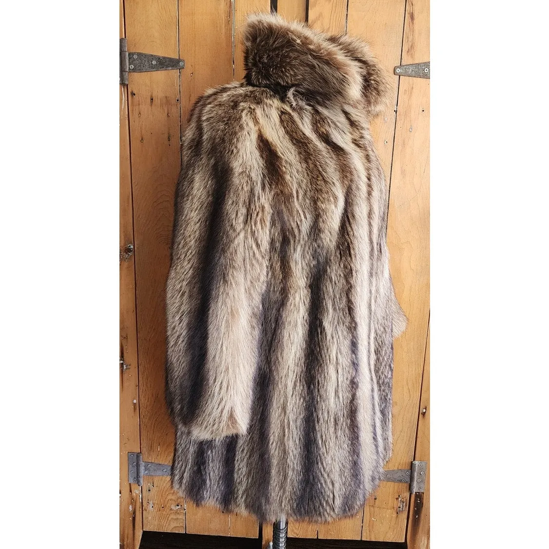 Vintage Fur Coat Silver Tipped Raccoon Hip Length Revillon M SATC