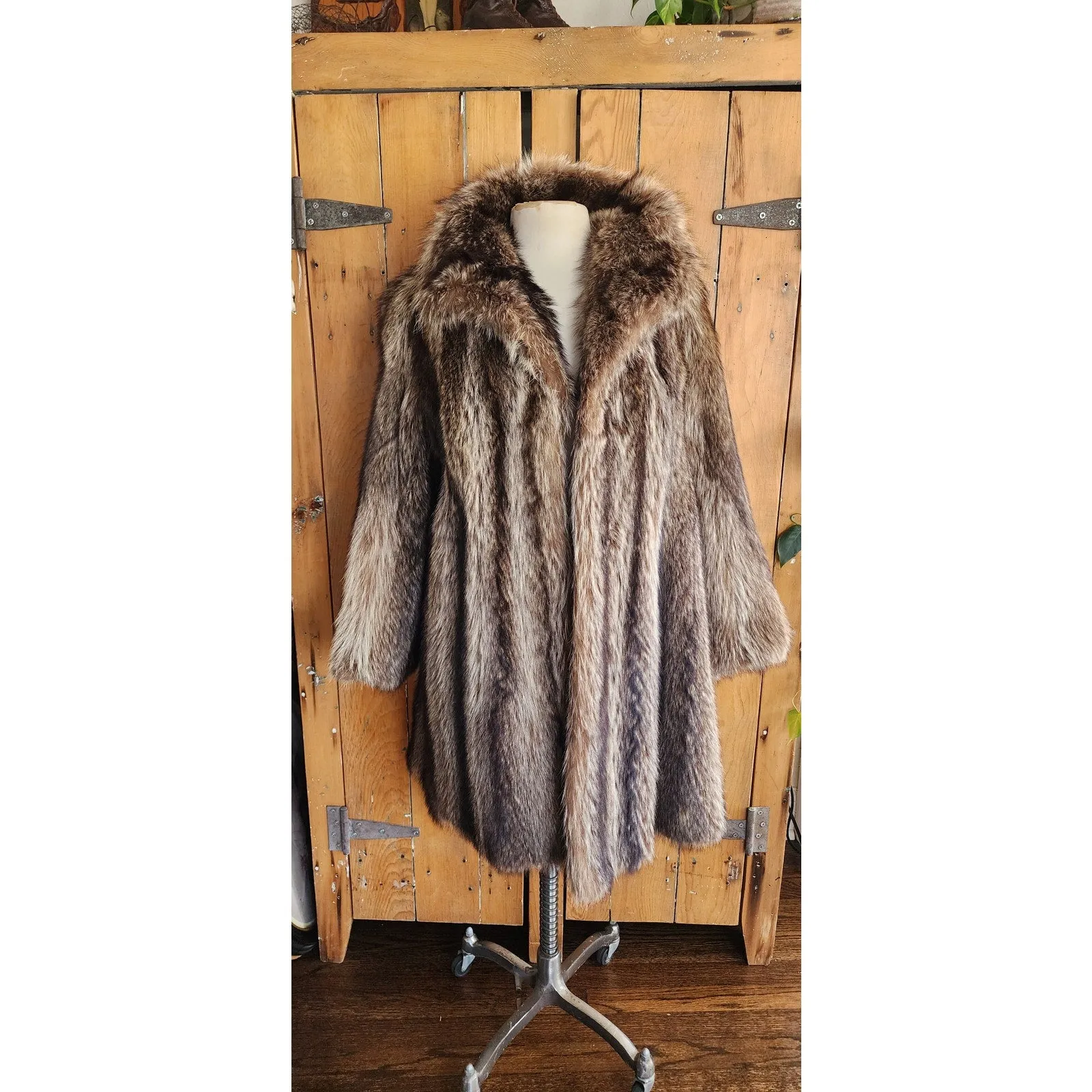 Vintage Fur Coat Silver Tipped Raccoon Hip Length Revillon M SATC