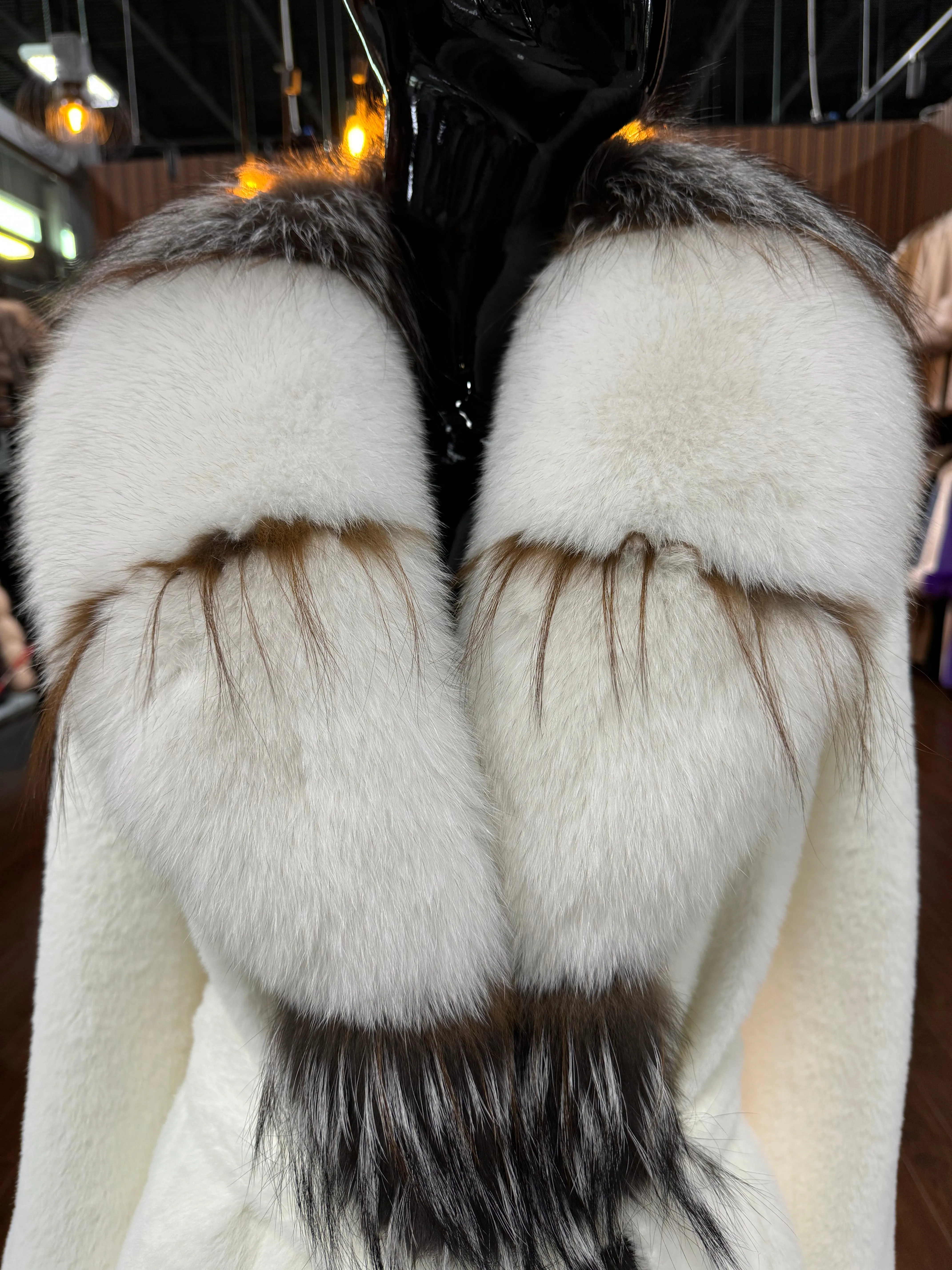 WHITE ALCANTARA AND FOX FUR COAT-sku 1028