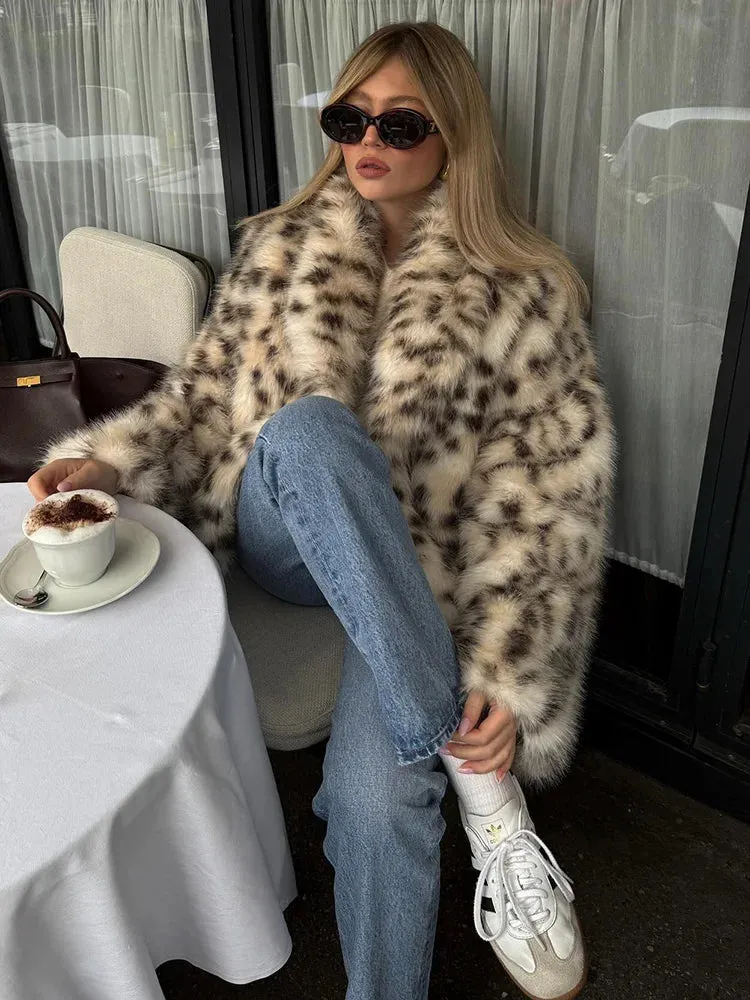Women Leopard Faux Fur Jackets Women Loose Thicken Long Sleeves Plush Warm Coats Female 2024 Winter New Chic Urban Outwears Lady