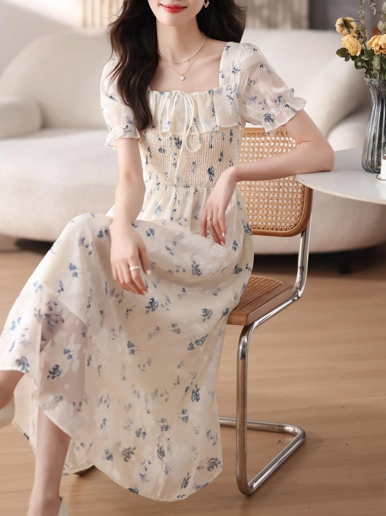 Women's Elastic-Waisted Floral Tea Tea Dress for Summer Fun
