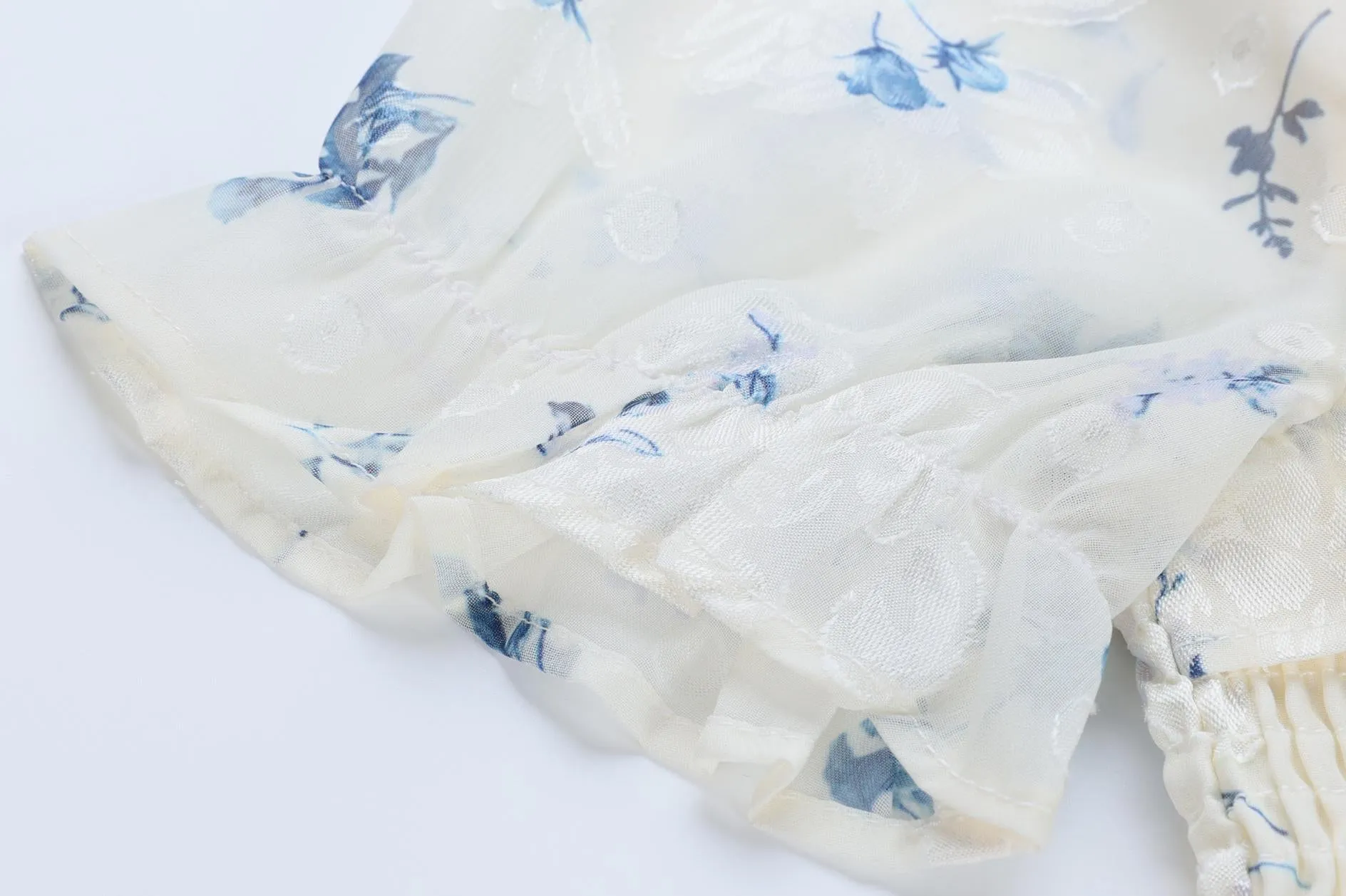 Women's Elastic-Waisted Floral Tea Tea Dress for Summer Fun