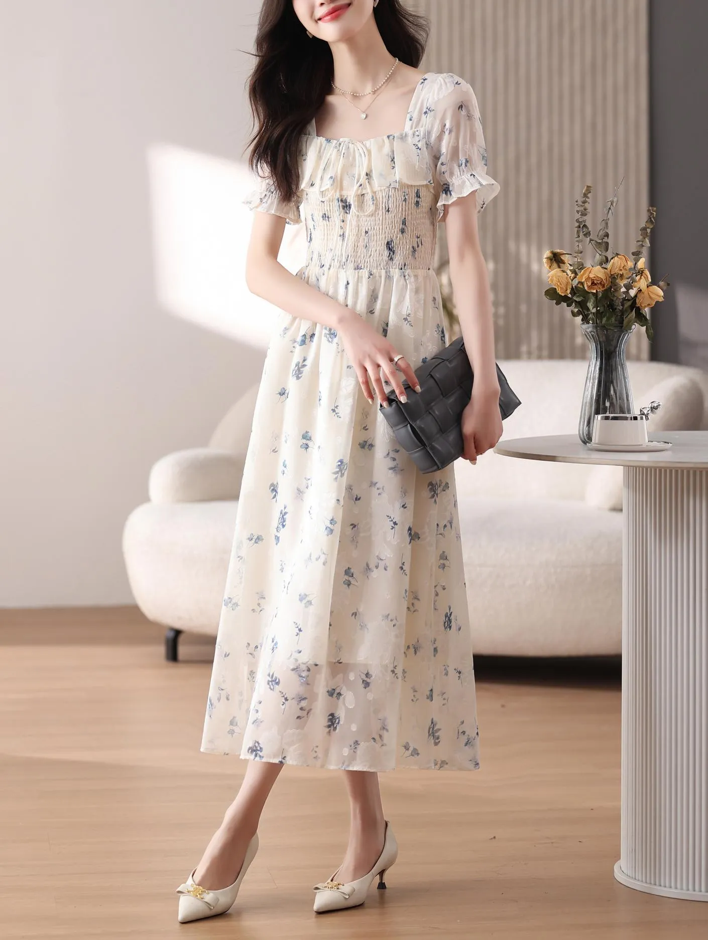 Women's Elastic-Waisted Floral Tea Tea Dress for Summer Fun