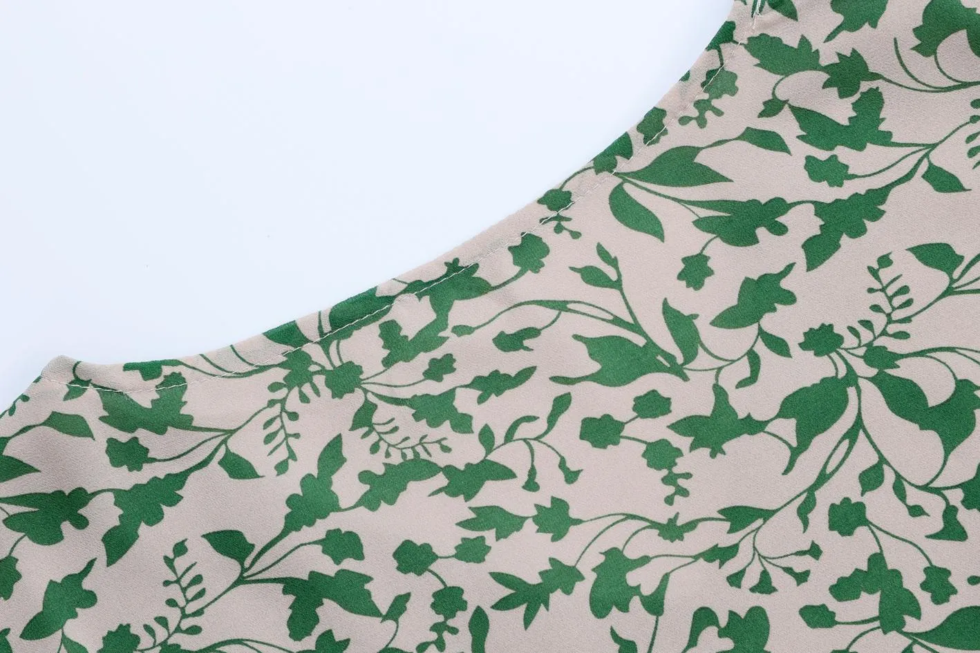Women's Knee-length Tea Dress with Floral Print and Tie Detail