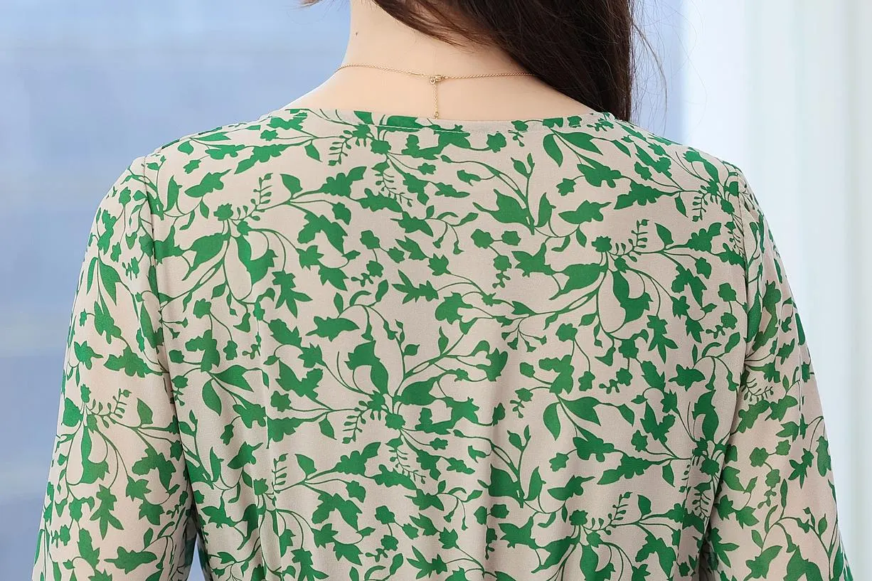 Women's Knee-length Tea Dress with Floral Print and Tie Detail