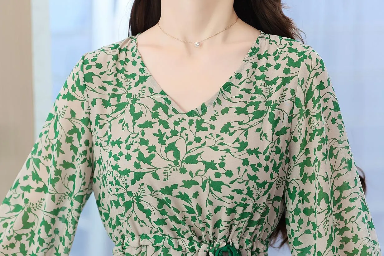 Women's Knee-length Tea Dress with Floral Print and Tie Detail